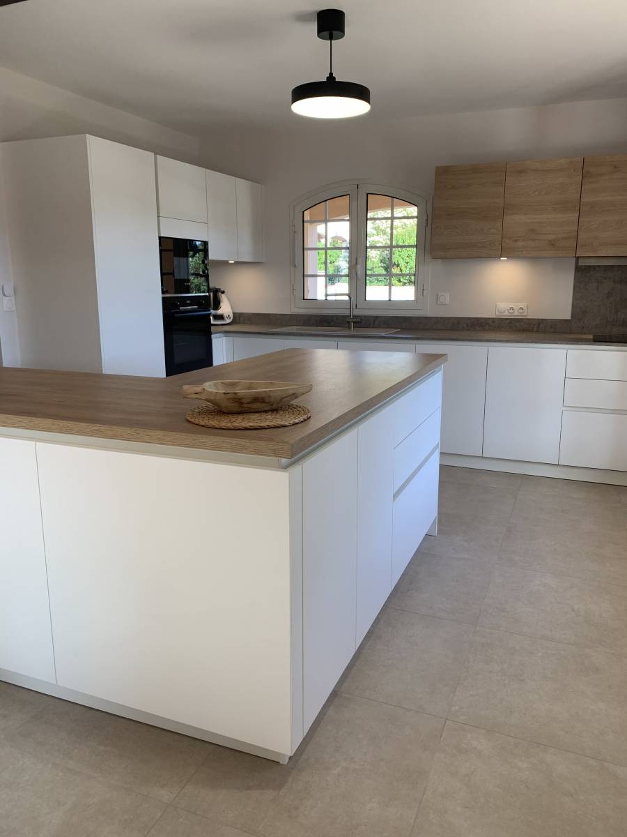 ciuisne blanch et bois